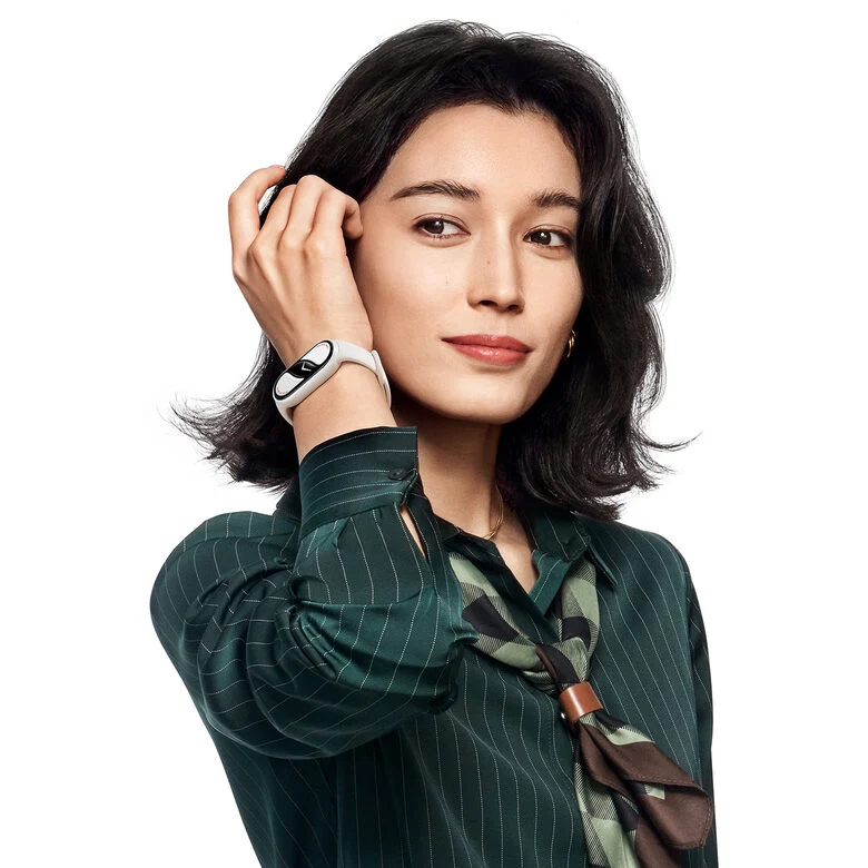 Xiaomi Band 10 AMOLED Braccialetto per rilevamento di attività 4,37 cm (1.72") Argento