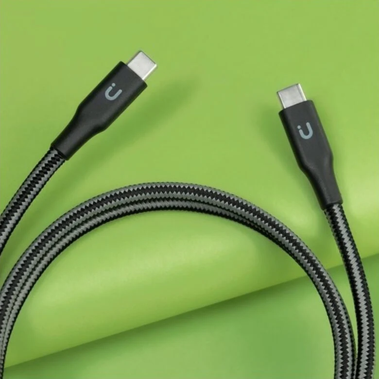 Tunit Cavo di ricarica e trasferimento USB-C / USB-C 240W Nero