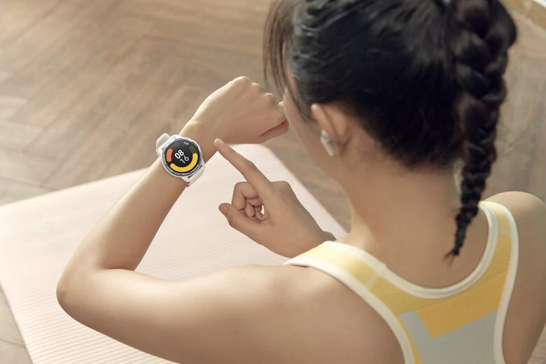 Xiaomi Watch S1 Active Moon White