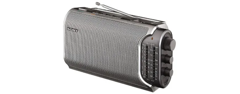 Sony ICF-704