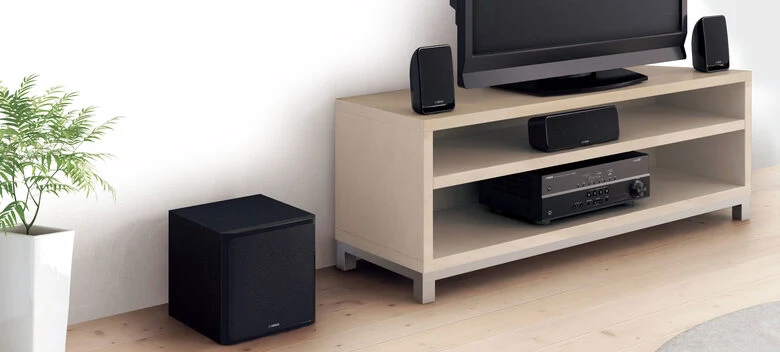 Yamaha YHT-1810 sistema home cinema 5.1 canali 600 W Compatibilità 3D Nero