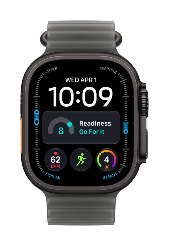 Apple Watch Ultra 4 GPS + Cellular, Cassa 49 mm in titanio nero con cinturino Ocean nero traslucido