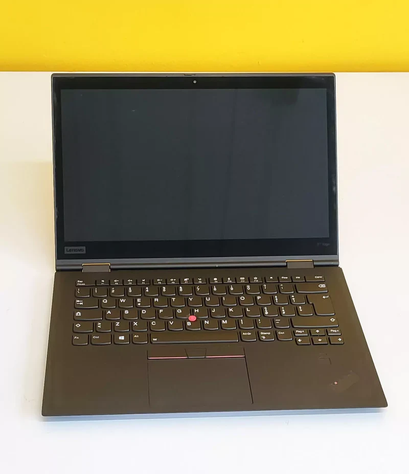 Lenovo ThinkPad X1 Yoga 2 3Gen 2-in-1 14″ 2560 x 1440 Touch Screen | Intel Core i7-8650U 1.9Ghz | SSD 256Gb Nvme | Ram 16Gb | WiFi Windows 11 Pro Grado B