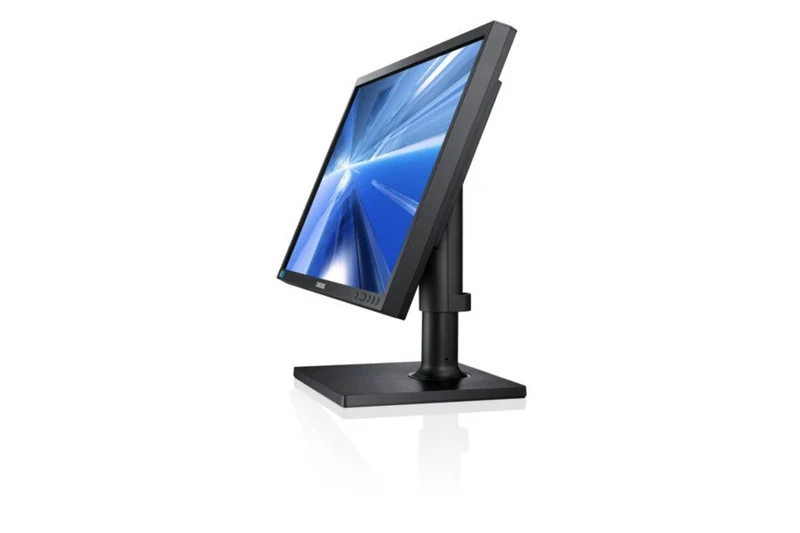 Samsung S19C450 Monitor LED TN 19″ 1440×900 Pixel VGA DVI Contrasto 1000:1 Tempo di risposta 5ms Luminosità 250 cd/m²