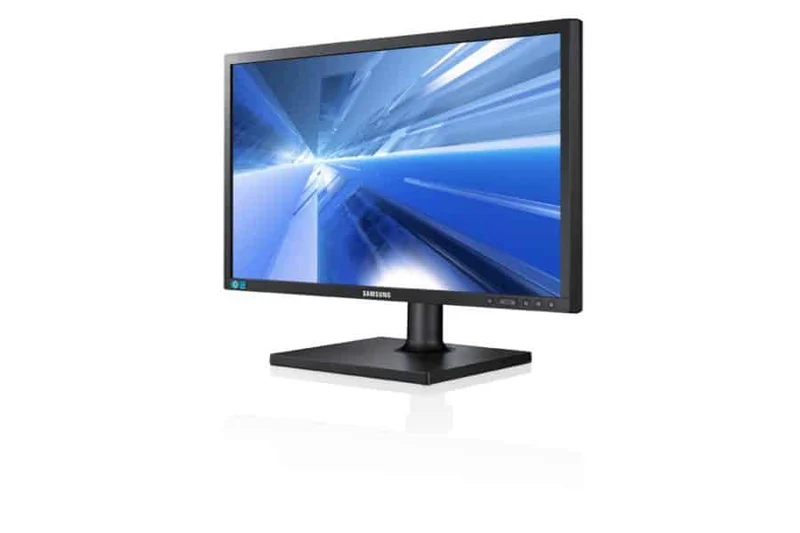 Samsung S19C450 Monitor LED TN 19″ 1440×900 Pixel VGA DVI Contrasto 1000:1 Tempo di risposta 5ms Luminosità 250 cd/m²