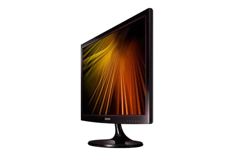 Samsung S19D300NY Monitor LED 19" 1366x768 Pixel VGA Contrasto 600:1 Tempo di risposta 5ms Luminosità 200 cd/m²