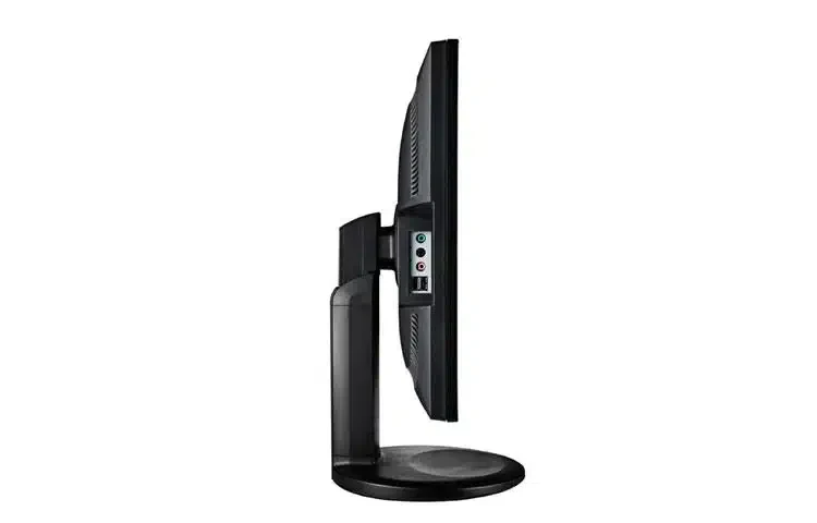 LG FLATRON N2210 Monitor LCD TN 22" 1680x1050 Pixel 16:10 Luminosità 250 cd/m² Tempo di risposta 5ms UBS VGA DVI