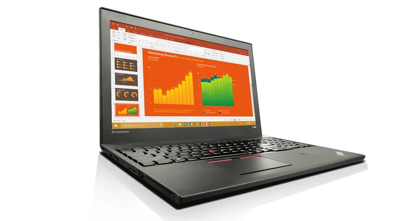 Lenovo Thinkpad T560 Notebook 15.5" FullHD | Intel Core i7-6600U 2.6Ghz | Ram 16Gb | SSD 256Gb | Tastiera ITA | Windows 10 Pro