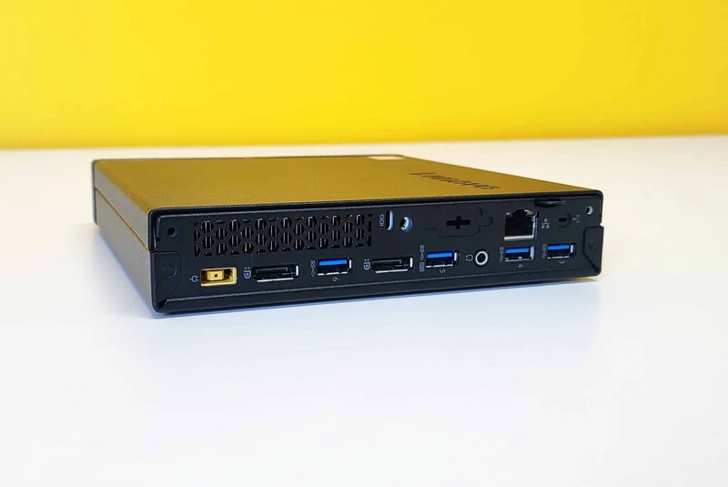 Lenovo ThinkCentre M900 Tiny | Intel Cores i5-6500T 2.5Ghz | Ram 8Gb | SSD 240Gb | Display Port USB 3 | Windows 10 Pro