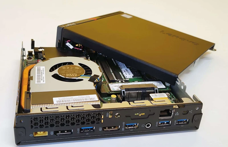 Lenovo ThinkCentre M900 Tiny | Intel Cores i5-6500T 2.5Ghz | Ram 8Gb | SSD 240Gb | Display Port USB 3 | Windows 10 Pro