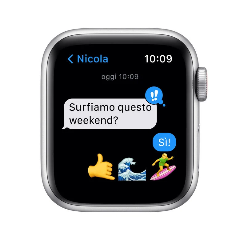 Apple Watch SE GPS + Cellular, 40mm Cassa in Alluminio color Argento con Cinturino Sport Azzurro