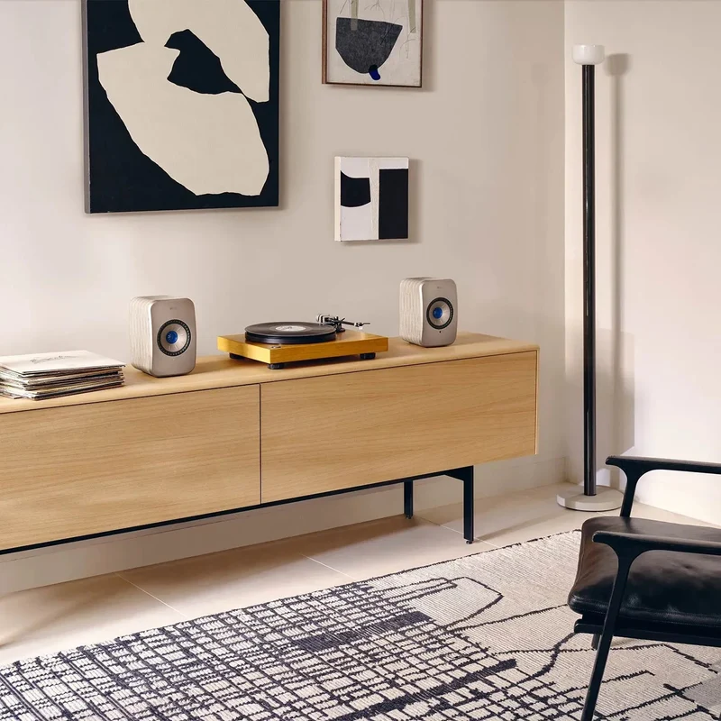 KEF LSX II