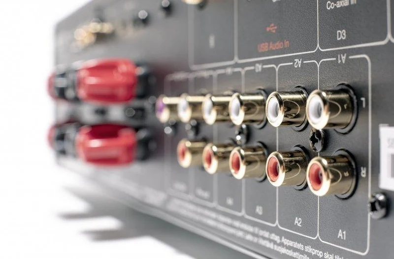 Cambridge Audio CXA61