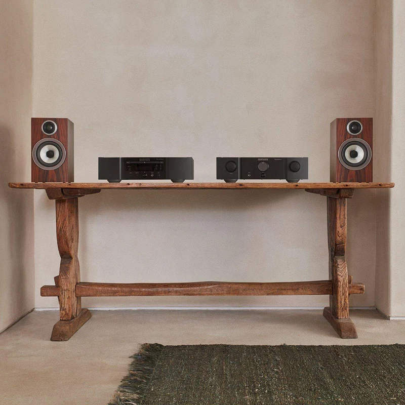 Bowers & Wilkins 707 S3