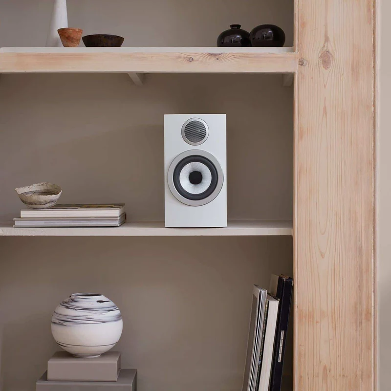 Bowers & Wilkins 707 S3