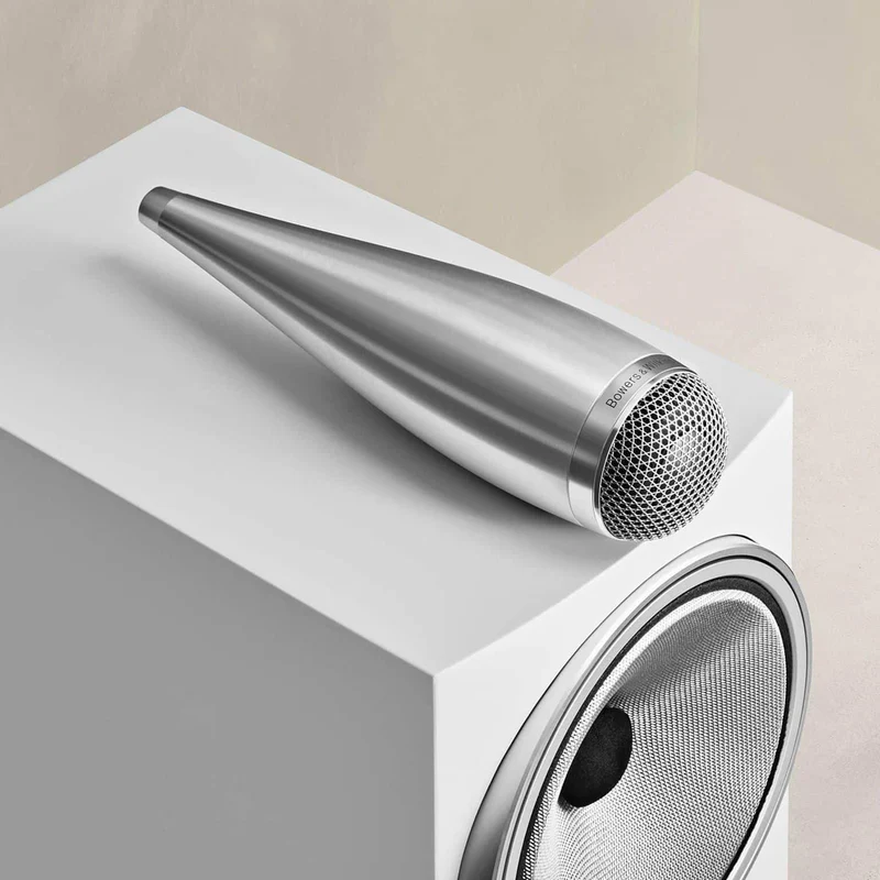 Bowers & Wilkins 702 S3