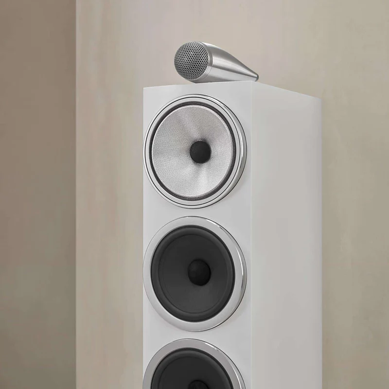 Bowers & Wilkins 703 S3