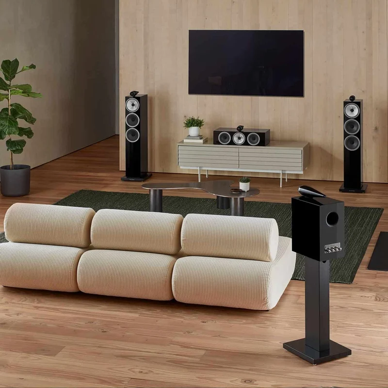 Bowers & Wilkins 703 S3