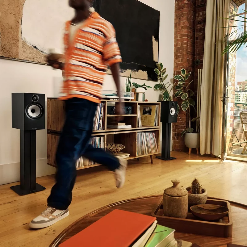 Bowers & Wilkins 606 S3