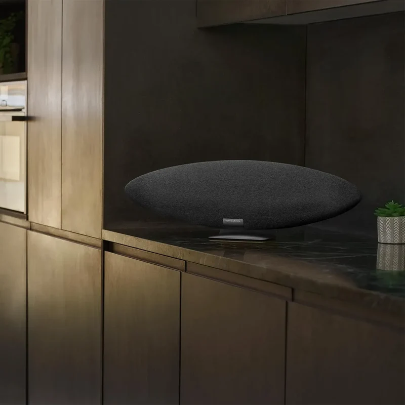 Bowers & Wilkins Zeppelin Pro Edition