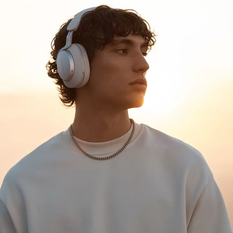 Bowers & Wilkins PX7 S2e