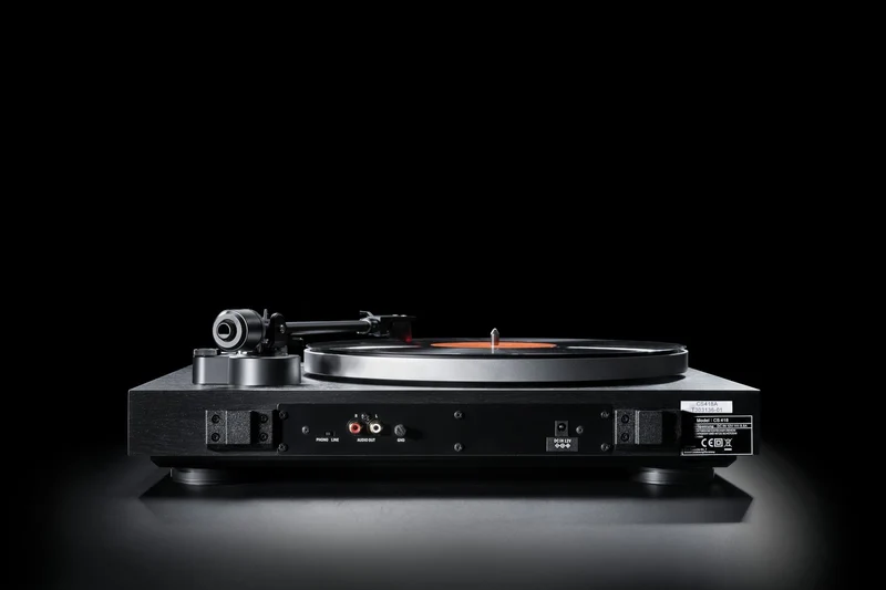 Dual CS 418 giradischi con trazione a cinghia