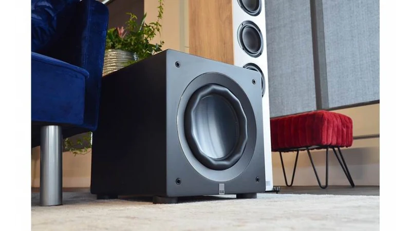 ELAC Varro RS500 subwoofer attivo sigillato 10” 1000W