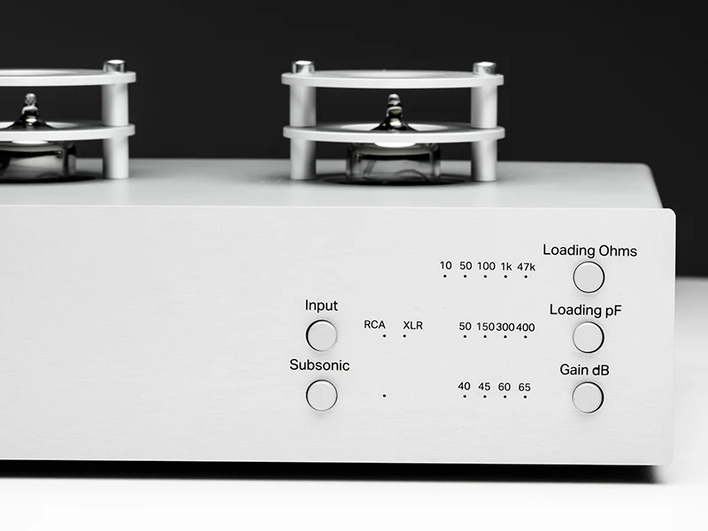 Pro-ject TUBE BOX S3 B Stadio fono MM/MC bilanciato a valvole (2 x ECC83/12AX7). Circuitazione Dual Mono