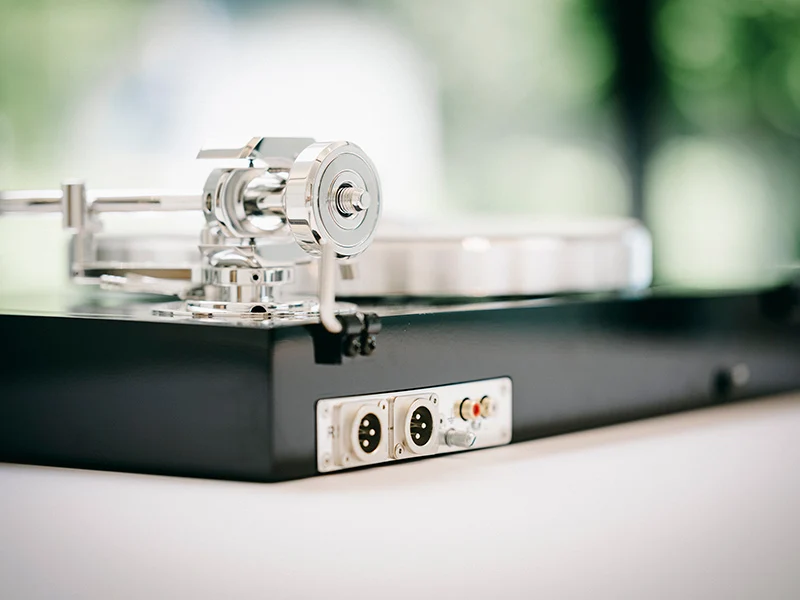 Pro-ject THE CLASSIC REFERENCE Piano/Silver Giradischi "no compromise"