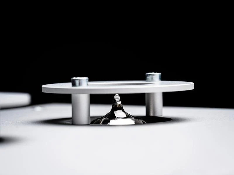 Pro-Ject TUBE BOX DS3 B BLACK Stadio fono MM/MC a valvole (2 x E88CC/6922), Circuitazione Dual-Mono bilanciata