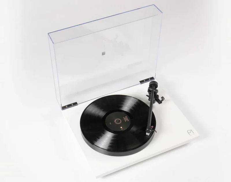 REGA PLANAR 1 GREEN GRADE BIANCO Giradischi "ecologico" con testina e regolazione BIAS