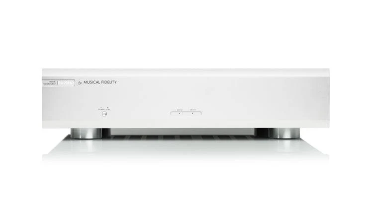 Musical Fidelity M6x 250.4/2 Finale di potenza multicanale. Potenza 4x175W su 4 ohm e 2x250W su 4ohm a ponte