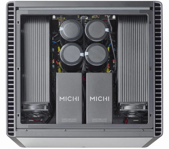 Rotel M8 Finale di potenza MONO 1x1080W RMS su 8 ohm e 1x1800 W su 4 ohm