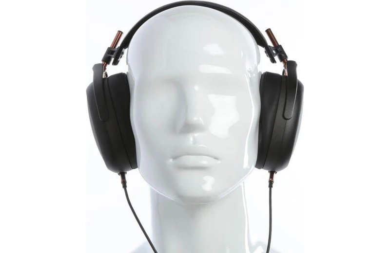 MEZE Audio LIRIC Cuffie stereo Hi-End isodinamiche chiuse isoplanare MZ4
