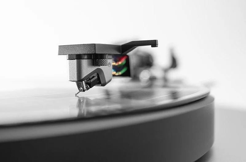 Cambridge Audio ALVA TT V2 Giradischi trazione diretta, Bluetooth aptX HD, stadio phono, testina MC