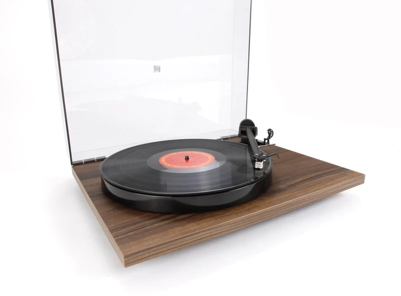 REGA PLANAR 1 WALNUT Giradischi HIFI con braccio REGA RB110 e testina CARBON
