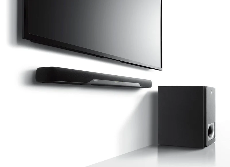 Yamaha YAS-207BL Soundbar con subwoofer wireless. HDMI in/out 4K/60 fps e streaming Bluetooth, 200W