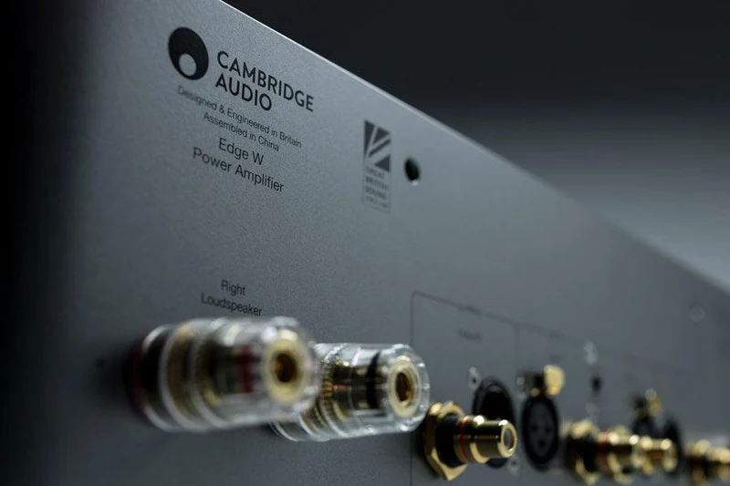 CAMBRIDGE AUDIO EDGE W amplificatore integrato 200W 2 canali Bilanciato/sbilanciato, Loop out