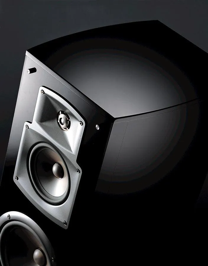 Yamaha NS-777 Diffusori da pavimento hi-fi 250W 3 vie Bass-Reflex seie EF (COPPIA)