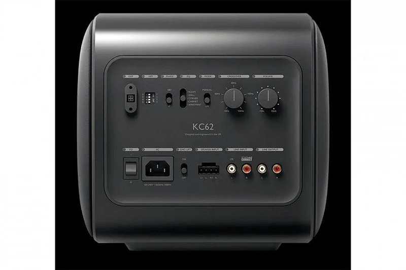 KEF KC62 WHITE Subwoofer ultra potente 1000W RMS compatto DualCore e P-Flex Surround
