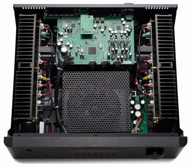 Rotel RA-1592 SILVER Amplificatore integrato da 200 + 200 W RMS su 8 ohm. Convertitore da AKM high-end 32-bit/768kHz. Bluetooth AptX.