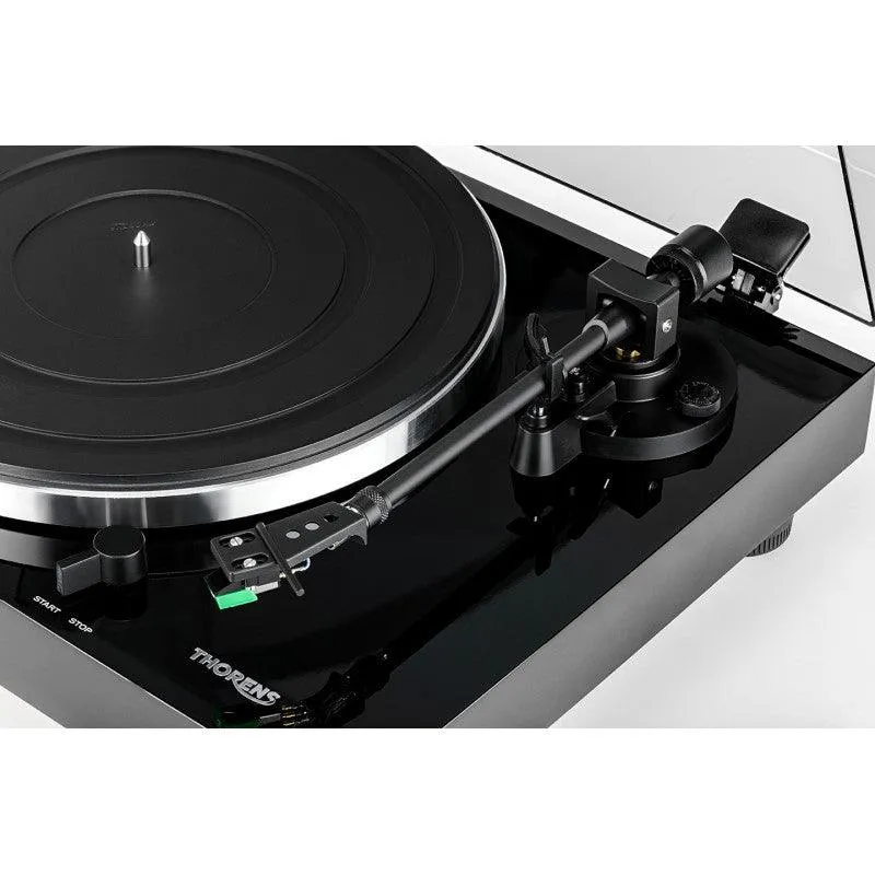 THORENS TD 202 BLACK HIGH GLOSS Giradischi manuale a telaio rigido rinforzato con trazione a cinghia