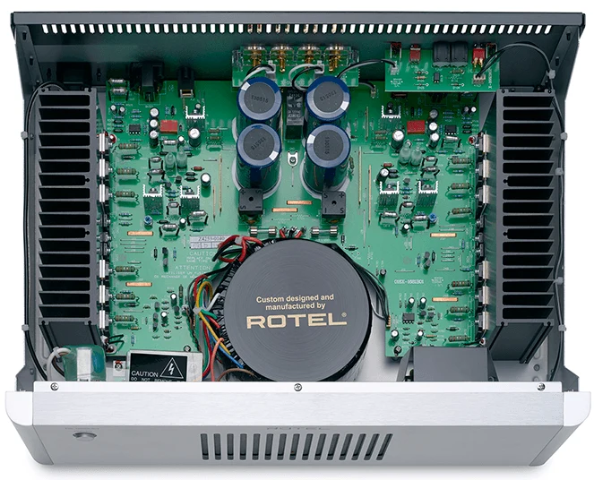 Rotel RB-1552 MKII BLACK Finale di potenza stereo da 120+120 W RMS su 8 ohm