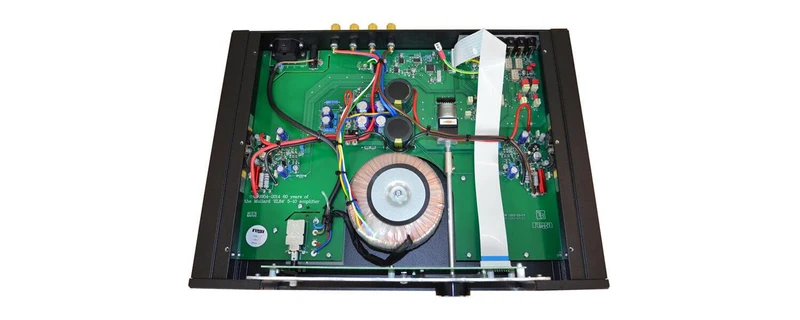 Rega Elex R Amplificatore integrato nero 2x72W con telecomando Solaris e stadio phono MM