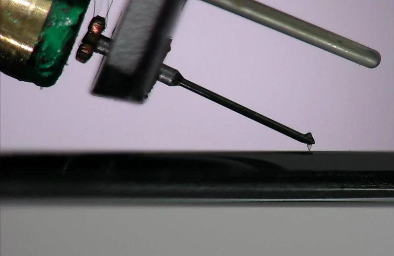 REGA APHELION Testina MC, Corpo in alluminio anodizzato nero a “tolleranza zero”