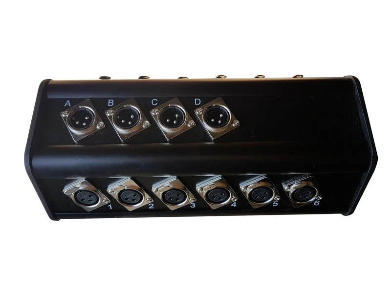 EXTREME SB12I4O20PRO STAGEBOX 12 IN/4 OUT 20 METRI STAGEBOX PROFESSIONALE 12 INGRESSI XLR / 4 USCITE XLR