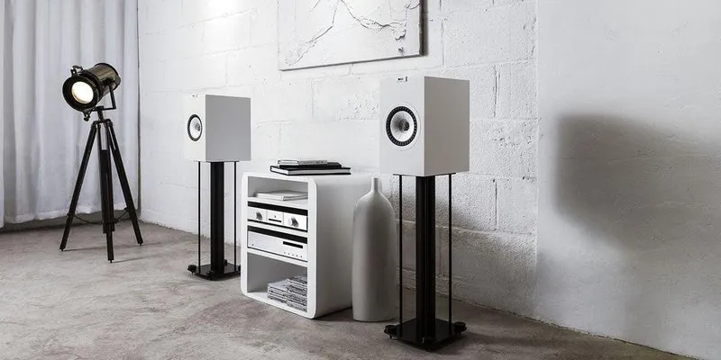 KEF Q150 BIANCHI Diffusori da scaffale High End White Vinyl 100W (COPPIA)