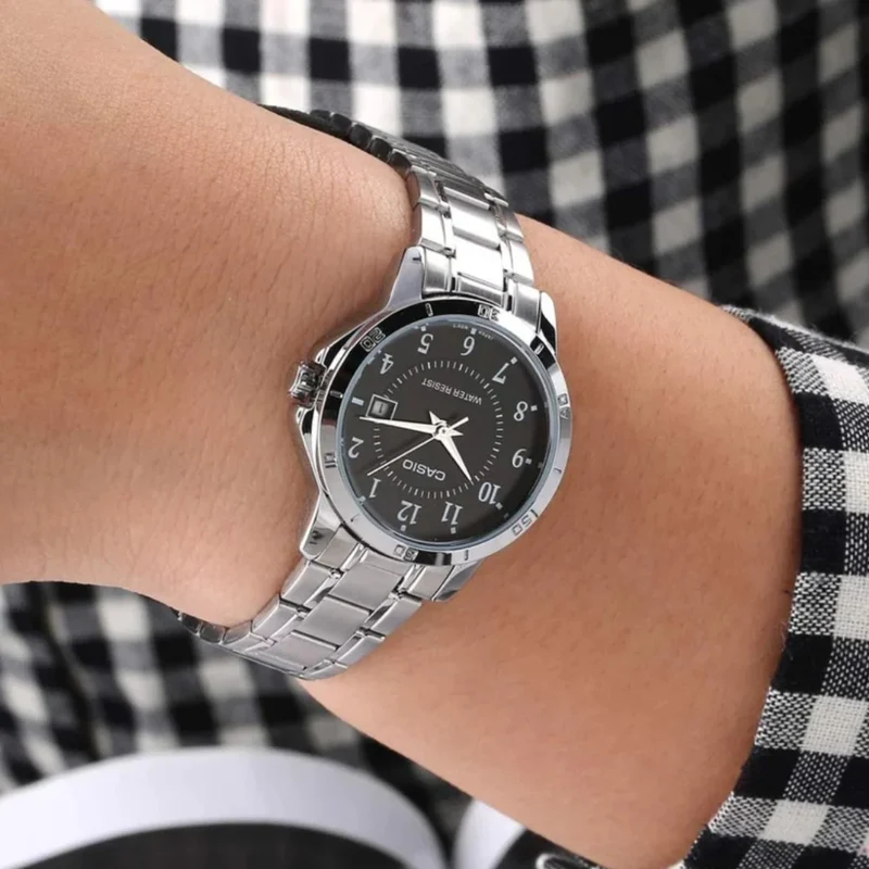 Casio Reloj Análogo para Mujer de Acero Inoxidable, LTP-V004D-1B