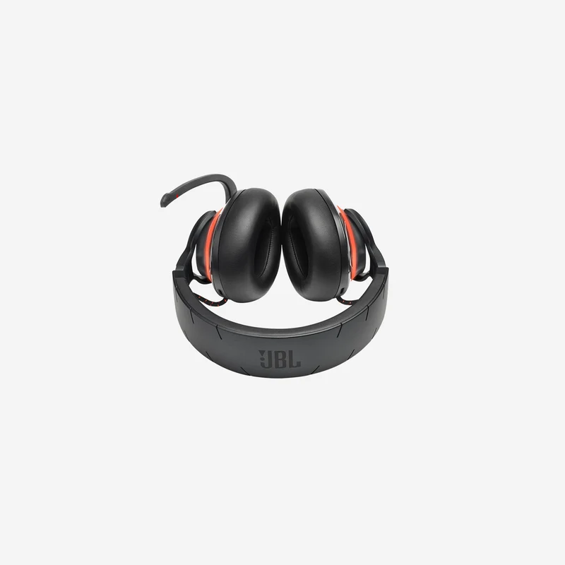 JBL Quantum 810