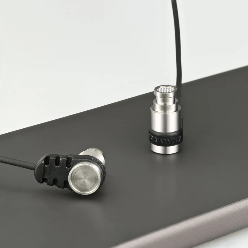 Auricolari con isolamento acustico Omega IEM con microfono e telecomando